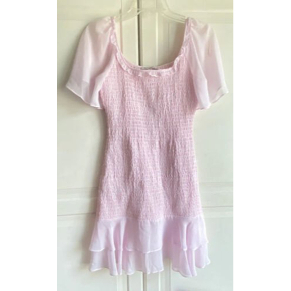 BCBGeneration Women’s Sz 2 Smocked Pink Tiered Ruffle Dress NWT - Picture 1 of 12